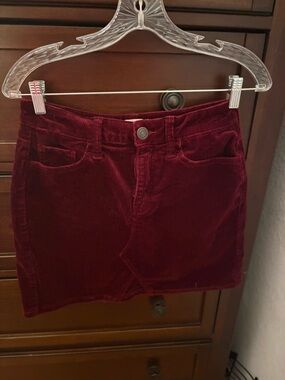 SO Corduroy Mini Skirt in Burgundy